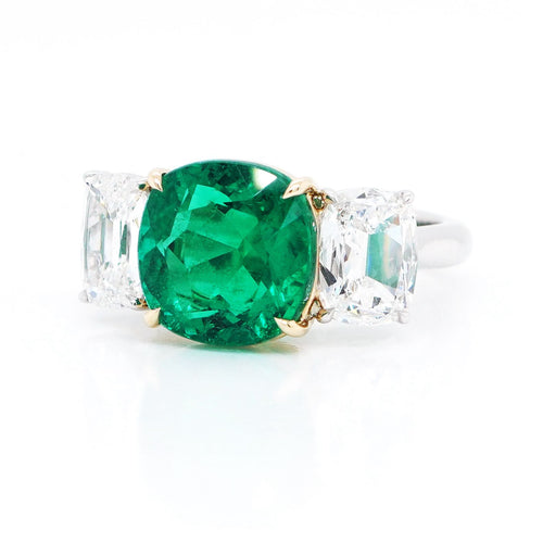 5.32 cts Minor Oil Colombian Emerald with Diamond Ring (ENQUIRE)