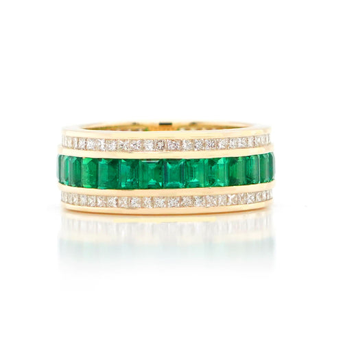 2.63 cts Baguette Emerald with White Diamond Pavé Eternity Ring