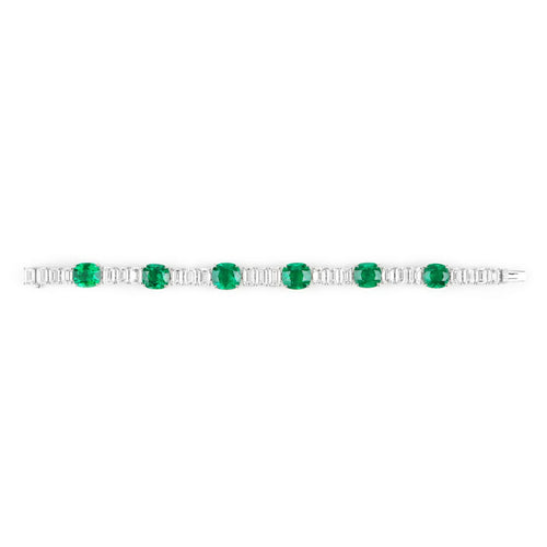 / 15.14 cts Minor Oil Colombian Emerald with Diamond Bracelet