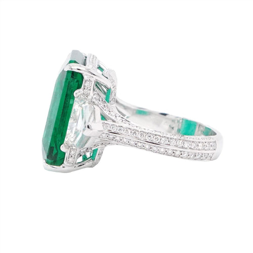 13.627 cts Octagon Emerald with Diamond Ring (ENQUIRE)