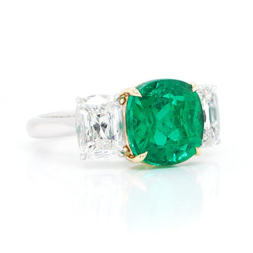 5.32 cts Minor Oil Colombian Emerald with Diamond Ring (ENQUIRE)