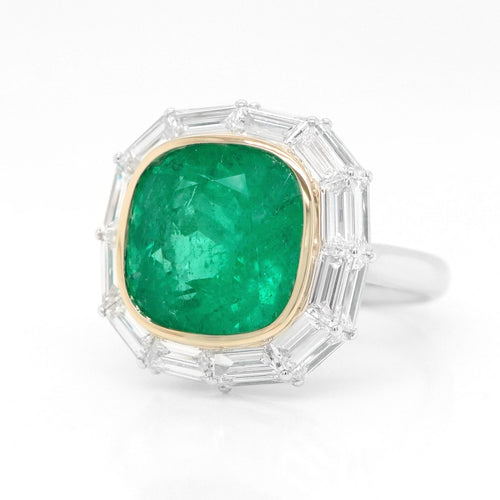 9.03 cts Colombian Emerald with Diamond Ring (ENQUIRE)