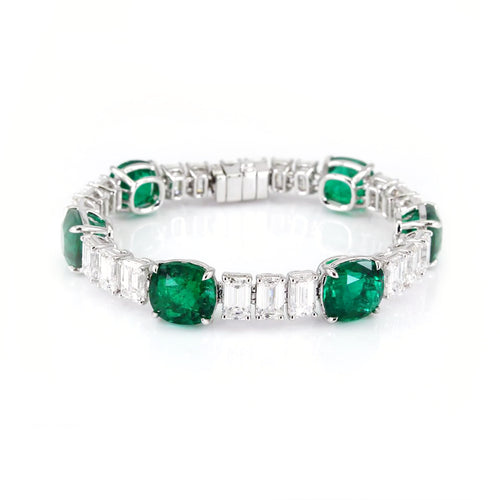 / 15.14 cts Minor Oil Colombian Emerald with Diamond Bracelet