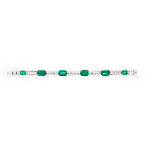 19.09 cts Emerald With Diamond Bracelet (ENQUIRE)