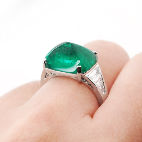 7.094 cts Emerald with Diamond Ring
