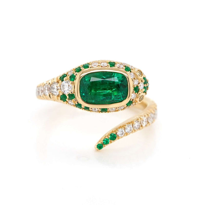  0.97 cts Emerald Snake Ring