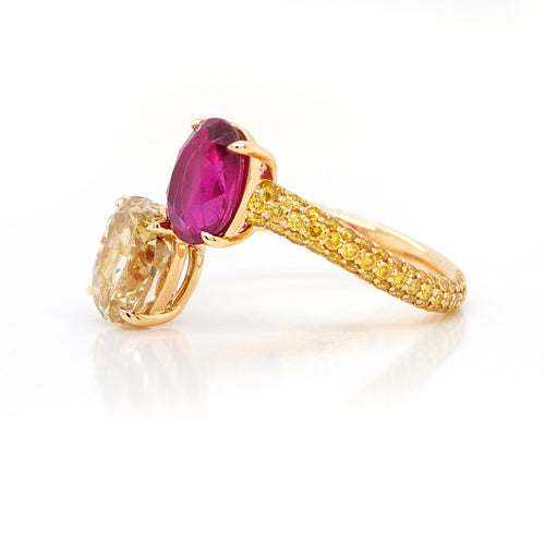 2.08 / 2.08 cts Ruby with Fancy Diamond Ring