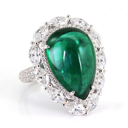 8.44 cts Emerald with Diamond Ring