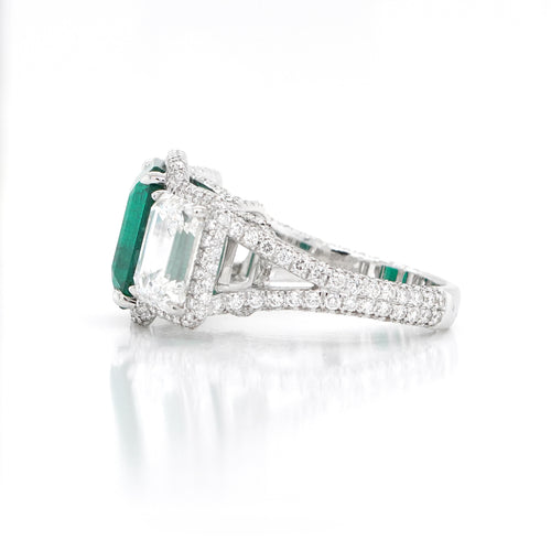 5.45 cts Emerald with Diamond Ring (ENQUIRE)