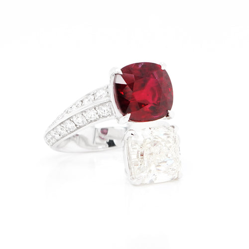  5.07 / 3.51 cts Ruby with Diamond Ring