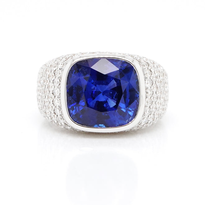 7.31 cts Blue Sapphire with Pavée Diamond Ring