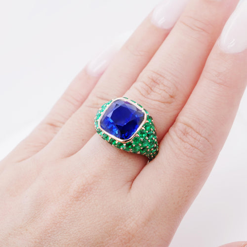 RS-24011-12.249  5.84 cts Blue Sapphire with Round Emerald Ring (ENQUIRE)