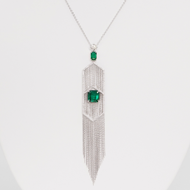 5.23 / 1.34 cts Emerald with Diamond Necklace