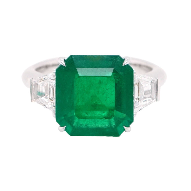 4.444 cts Minor Oil Colombian Emerald with Diamond Ring