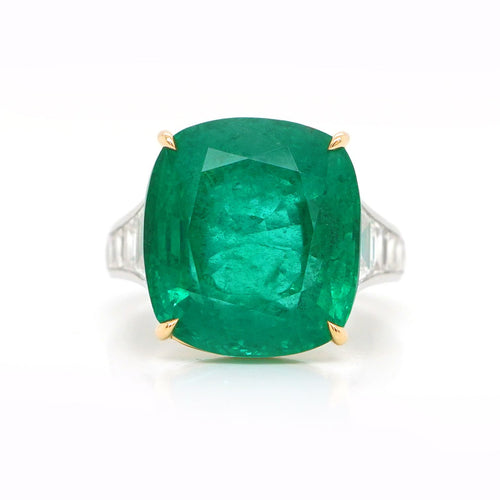  15.26 cts  Emerald with Diamond Ring